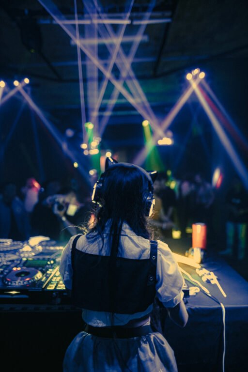 Otaku Rave-360