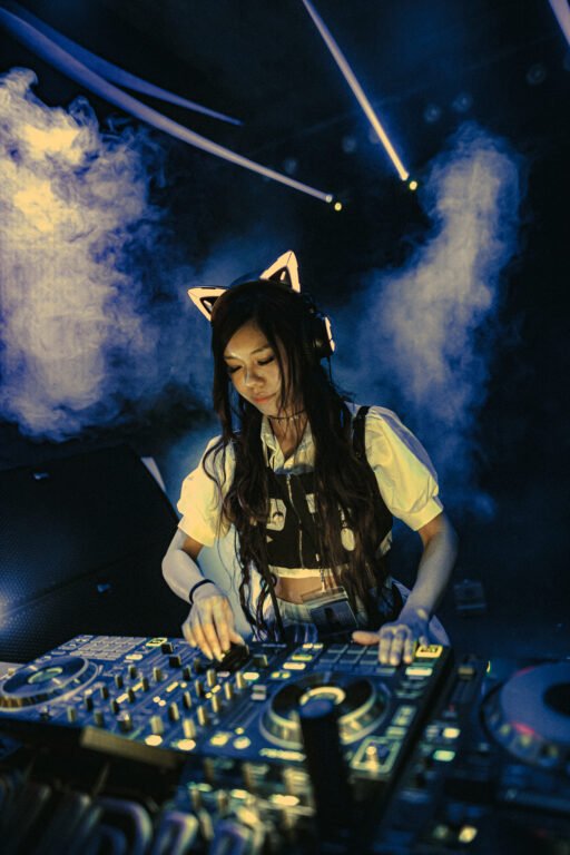 Otaku Rave-373