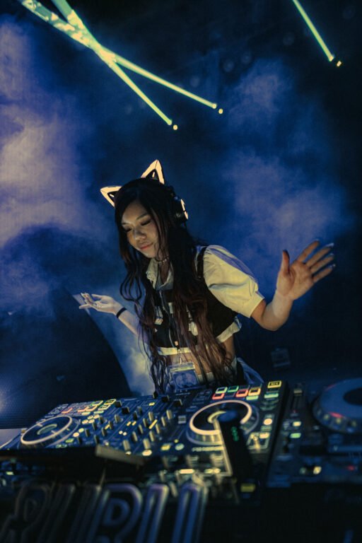 Otaku Rave-374