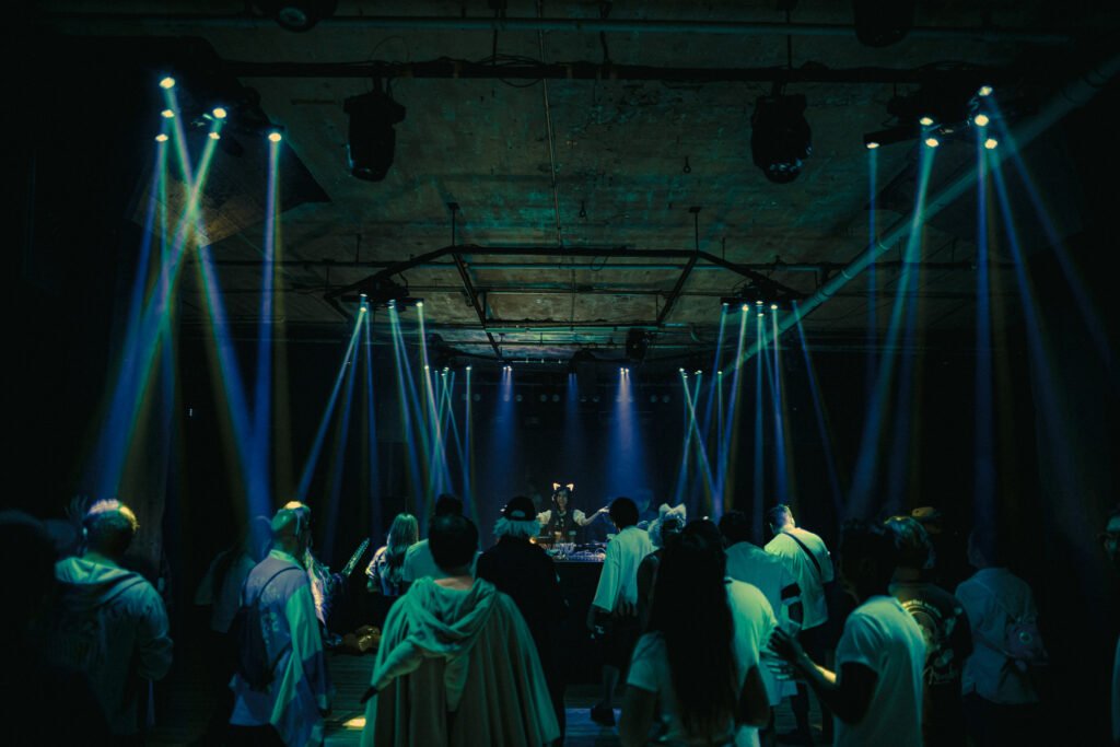 Otaku Rave-403