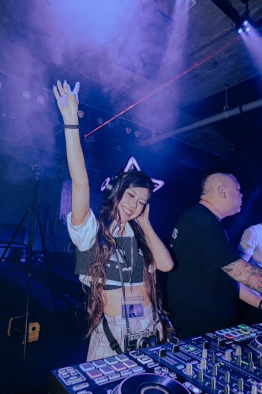 Otaku Rave-47